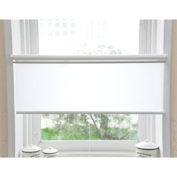 浴室 ロールスクリーン つっぱり Amrowebdesigners Com