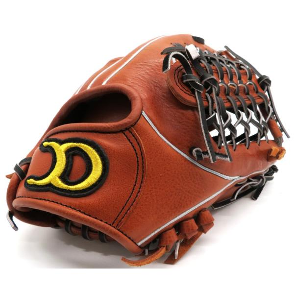 maesupo_il-terzo-marrone-lh