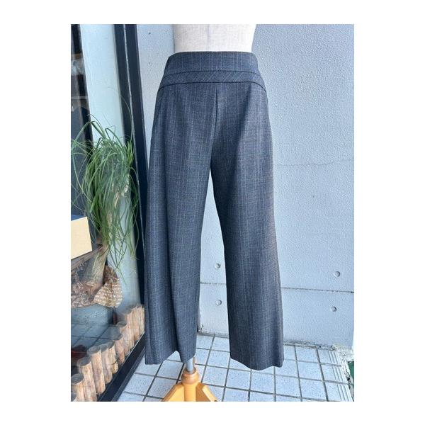 if green eye be イフグリーンアイビー チャック柄ストレートパンツ