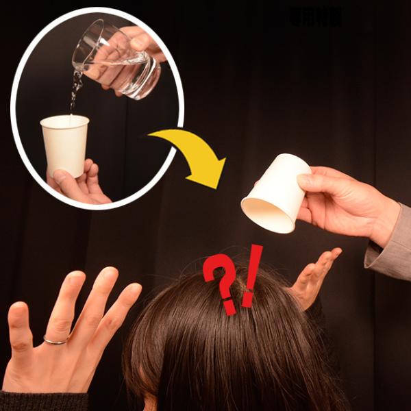 水を素早く固めてしまうパウダーです。パーティー向きのコミカルな手順の解説付。50ｇ入り、消耗品。【出消】【夏】【水】【宴会】