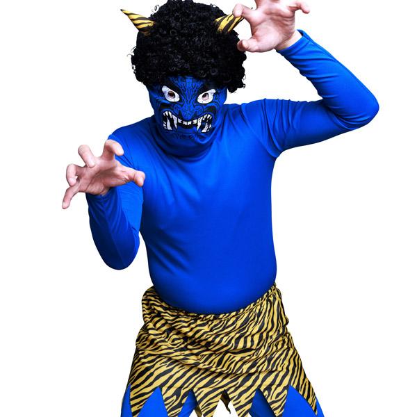 怖すぎる青鬼コスチューム！子供が泣いても責任は取れません！！迫力満点！マスク部分の鬼の顔はオリジナルプリント。全身タイツでは無く、長袖Tシャツとスカート付きパンツなので、イベント中でもトイレがとても楽です。ウィッグもセットになっているので、...