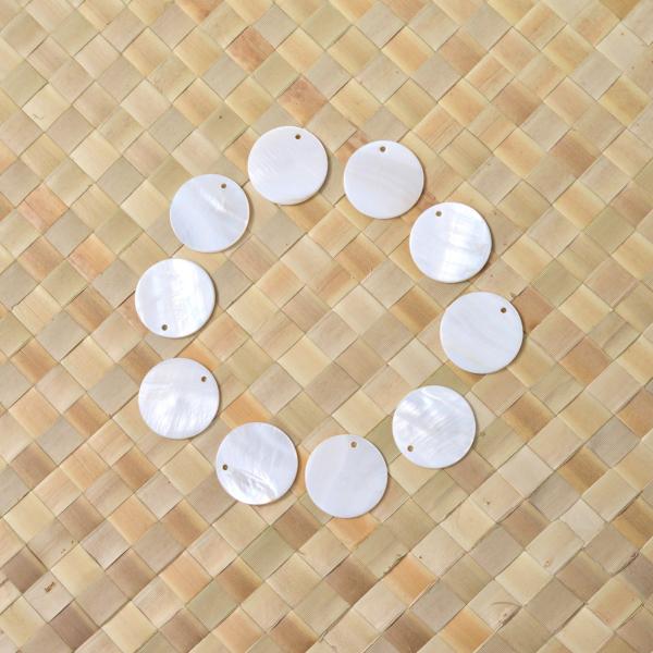 白蝶貝 3cm MOP 10個セット パール シェル タヒチアンダンス オリタヒチ ネックレス ヒップベルト ヘッドドレス 貝 装飾 飾り