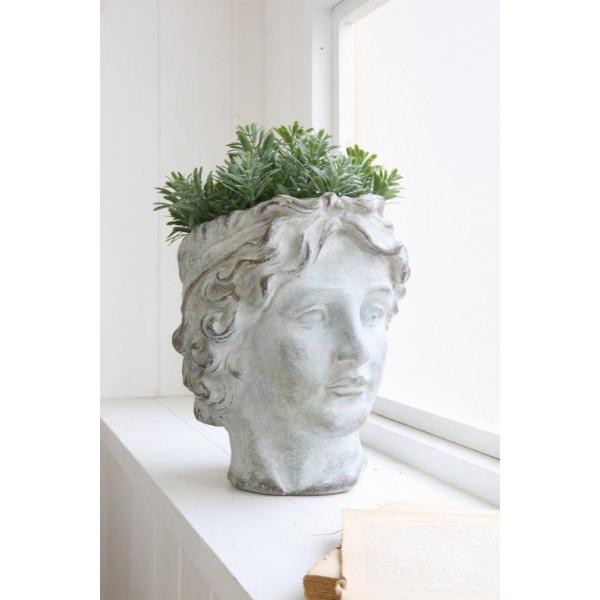 サイズ　幅20ｘ奥行19.5ｘ高さ23.5cm口径13ｘ深さ16cm材質　セメント穴なし