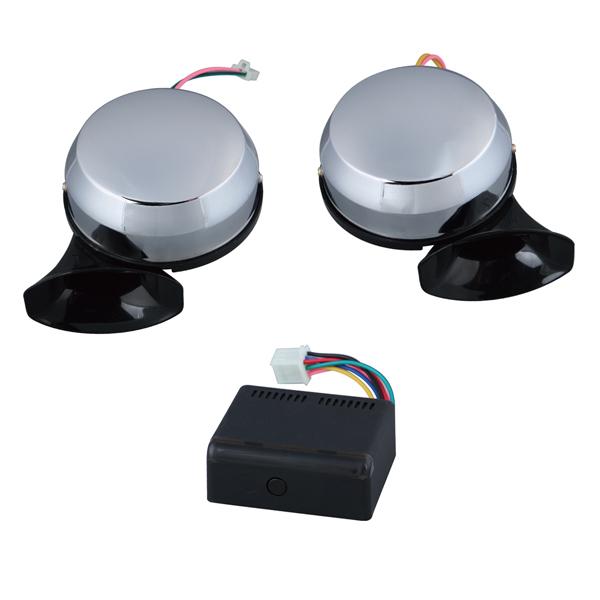 2種の音を奏でるハイブリッド電子ホーン。24V車専用。ヨーロピアンを思わせる柔らかさと迫力を持ち合わせた切れの良いサウンドと、約７秒にわたるエコーが効いた伸びのあるサウンドの２種の音を選択できるハイブリッド電子ホーン。コントロールBOXのボ...