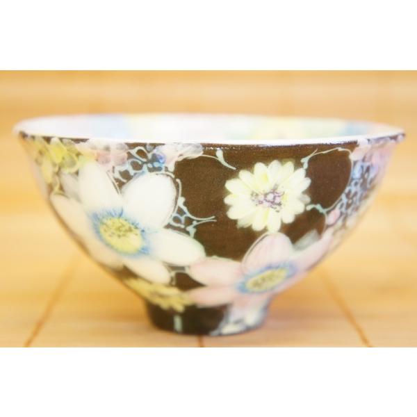 即納できます 工房ゆずりは 彩白絵花 飯椀 瀬戸焼 茶碗 花柄