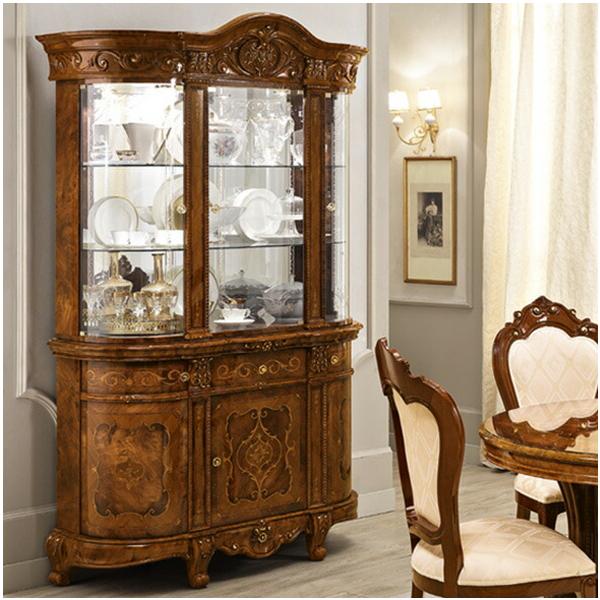 サルタレッリ ヴェルサイユ 3ドアキャビネットの魅力とは？