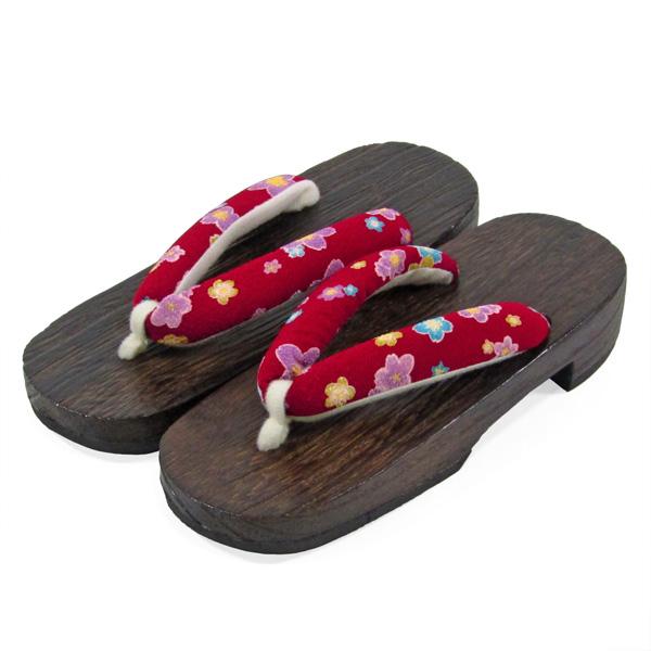 素材：桐サイズ 約23cm　幅約8cm　ヒール高約4cm★適応サイズ 約22cm-約23.5cm和装用の場合、かかとから足が2cm位出ても問題はありません。★柄の位置は商品一点ごとに違いますので、写真とは異なります。★光の加減により写真の色...