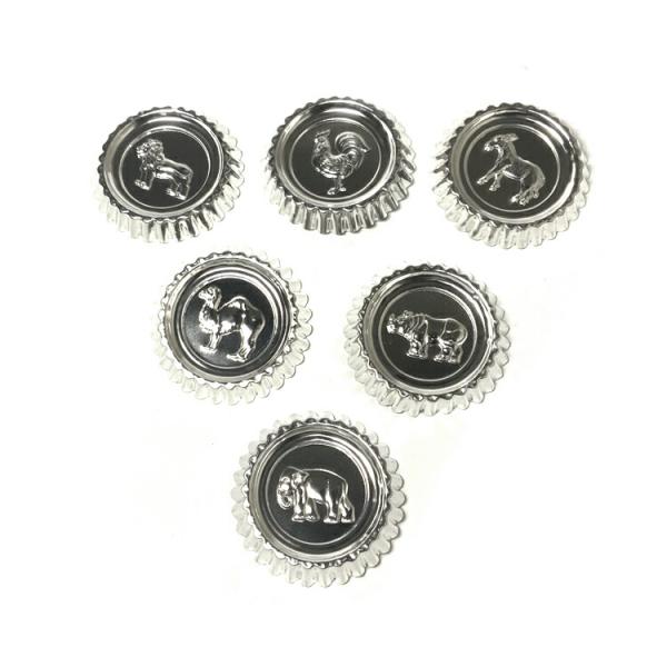 ｛ご購入前のご注意｝※業務用生産のため販売パッケージ等に保管されていないので、多少のすりキズはございますが、使用に関しては問題ございません。※熱伝導が良く油が馴染みやすいため使いこんでいくと型離れが良くなりサビにくくなります。サビやすいので...