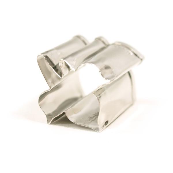 aَq   No24 E 34 × 35mm