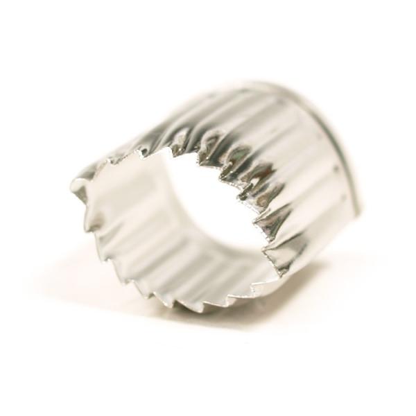 aَq  No26   t F 33 × 48mm