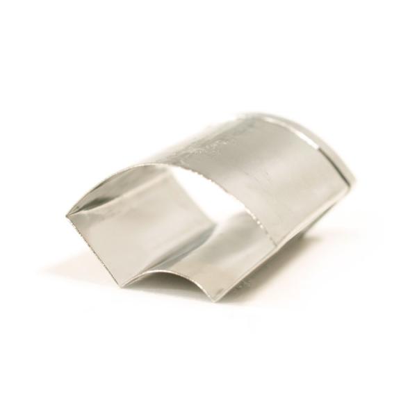 aَq  L No48 B 24 × 15mm
