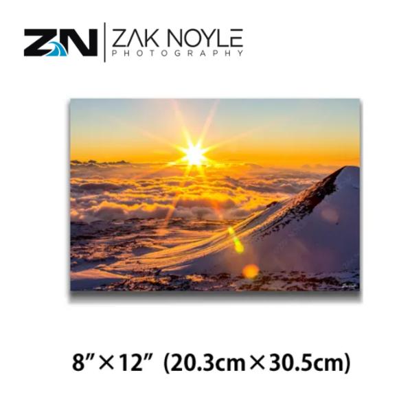 Zak Noyle（ザックノイル）のアルミニウムプリント 【 MAUNA KEA 】ザック・ノイルは、ハワイ・オアフ島をベースに活動している水中フォトグラファー。ハワイ生まれのロコで海が大好きなアーティスト。莫大な時間を水の中で過ごし、偉大...