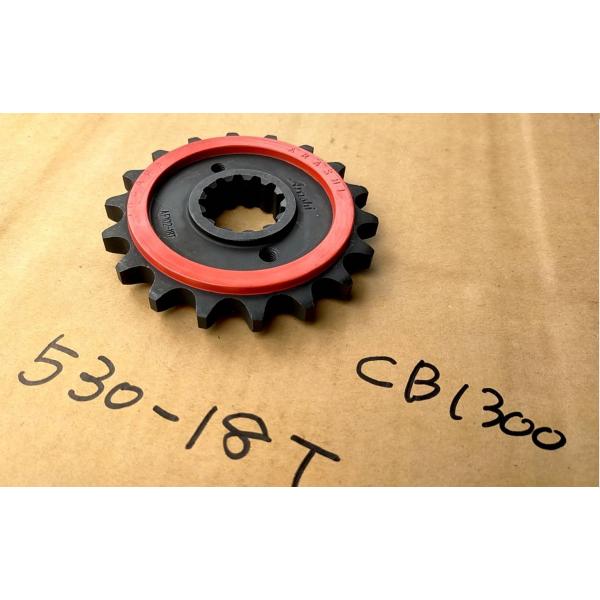 スプロケット フロント 530-18T 新品 CB1300SF CB1300SB CB750F X4 X11