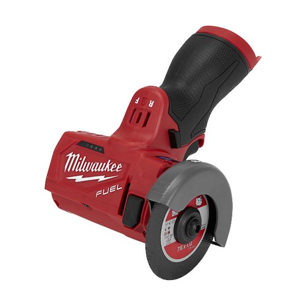 特長20,000rpmの速度により、さまざまな材料を高速に切断可能360°首振り機能つき集塵ポート搭載したダストカバー切断作業で抜群の制御性を発揮直線的なデザインにより視認性を向上切断時に両手操作が必要な工具の代替機最も使い勝手の良いコンパ...