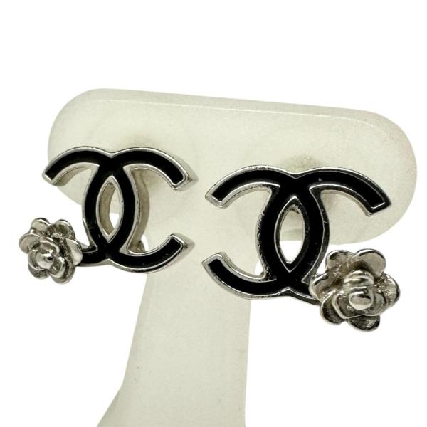 CHANEL シャネル カメリア ココ ピアス 04A CHANEL（シャネル） ココマーク カメリア ピアス メタル 4.4g 07P