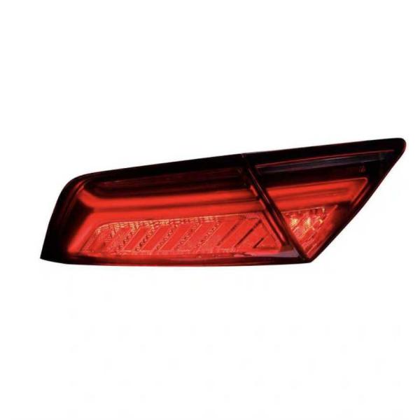 中古 アウディ Q5 後期 2012-2017 LEDテールライト 左右セット 中古 アウディ Q5 後期 2012-2017 LEDテールライト 左右セット