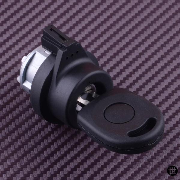 107905855CF ステアリングイグニッションスイッチロックバレルシリンダー キー付き VW SKODA AUDI A6 Q3 R8 TT シート適合 8E0905855A