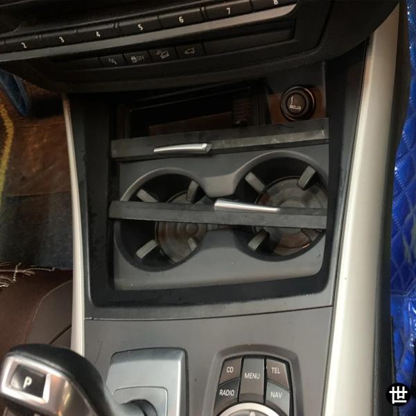 BMW X5 X6 E70 E71 E72 2007-2014 用 内装 車内ドリンクウォーターカップホルダーカバートリム ジッパー ローリングカーテン 511