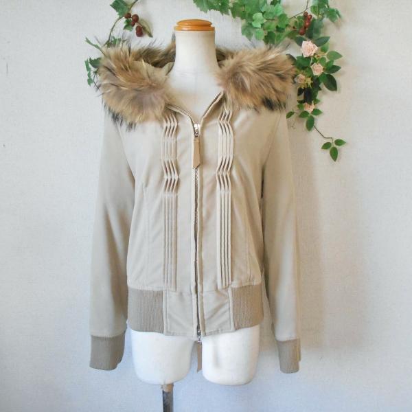 INGEBORG インゲボルグ ファー 付き フード の 素敵 な ジップアップ  