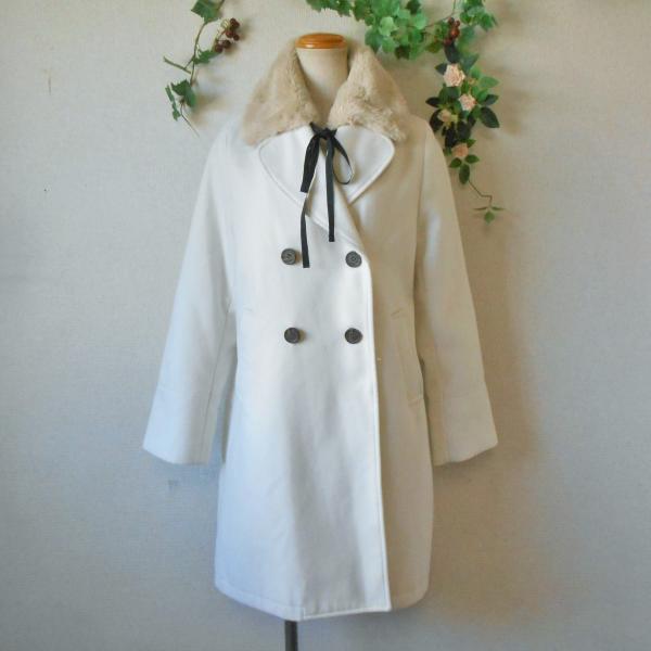 【美品】アース ミュージック＆エコロジー 中綿コート 裏ボア Lサイズ 紺 あ 美品】アース ミュージック＆エコロジー 中綿コート 裏ボア L