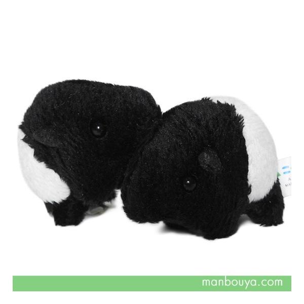 小さなどうぶつぬいぐるみ。人気のムニュマムお手玉シリーズ、丸い形がかわいい獏のぬいぐるみです。水族館・動物園などのアミューズメントパークお土産ショップでお馴染み栄商さんの商品。【サイズ】約長さ5×幅2.5×高さ3.5cm※個体差の大きい商品...