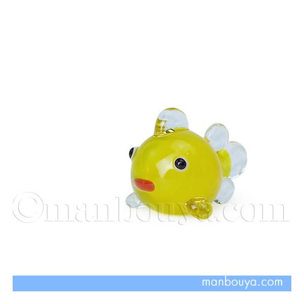 ダンゴウオ科の海のおさかな、フウセンウオをミニチュアガラス細工。正面から見るとまん丸。個体差がありますが、そこがまたかわいいです。お部屋やデスクのアクセントに。他のガラス細工と合わせてディスプレイすると素敵なインテリアに。コレクションやプレ...