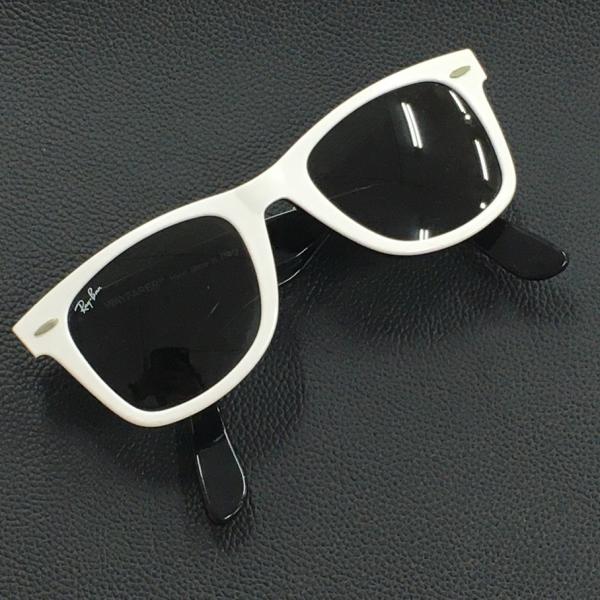 Ray-Ban（レイバン） Ray-Ban Wayfarer ホワイト ブラック ウェイ