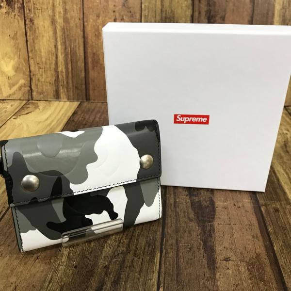 Supreme（シュプリーム） Supreme Leather Chain Wallet SNOW CAMO