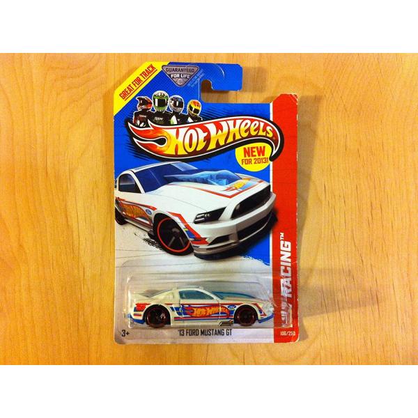 ホットウィール マテル ミニカー 1 Hot Wheels HW Racing '13 Ford Mustang GT White