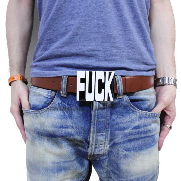 直輸入 ベルト用バックル バックルのみFUCK 白黒 四角 文字 デザイン バックルロック アメカジ セレカジ ハリウッドバックル ベルト用バイカー ROCK HIPHOP