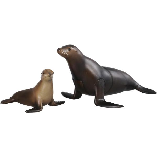 アニアに海の生物が登場！アシカは前ヒレ、胴体が動きます。アクロバティックなポーズもとれちゃいます！子アシカ付き。(C) TOMY