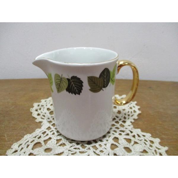 0776b リーフ柄 クリーマー ミルクジャグ フラワーベース 花瓶にも ギリス 英国製 キッチン雑貨 tablewareイギリスより入荷致しましたキッチン雑貨　英国製クリーマーです。クリーマー1点の出品となります。リーフ柄で落ち着いた色合...