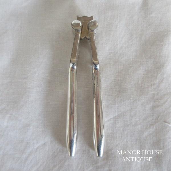 1920年代　イギリス製　ナッツクラッカー　アンティーク イギリス 金属製 ナッツクラッカー くるみ割り くるみ ナッツ