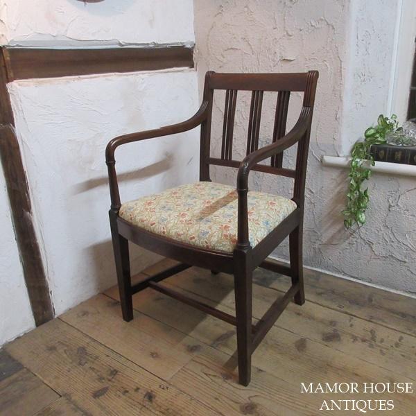 イギリス アンティーク 家具 アームチェア ダイニングチェア 椅子 4219e イギリス アンティーク 家具 アームチェア ダイニングチェア 椅子