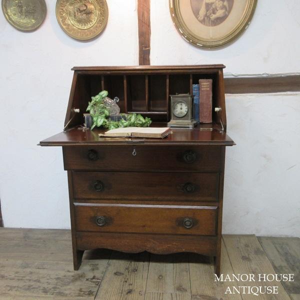イギリス　アンティーク ライティングビューロー　ウォールナット猫脚 書斎 イギリスアンティーク ライティングビューロー 猫脚
