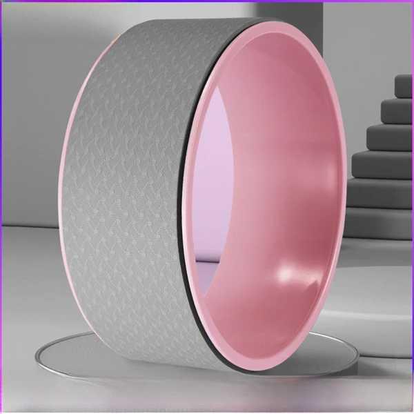 脊椎の柔軟性を高める：ヨガホイールは脊椎の柔軟性を向上させ、背中の痛みを軽減し、全体的な体の認識を高めます。多用途のヨガ用品：このヨガホイールは多用途のフィットネスツールで、初心者にも専門家にも同様に最適で、バックベンドと脊椎の柔軟性を高め...