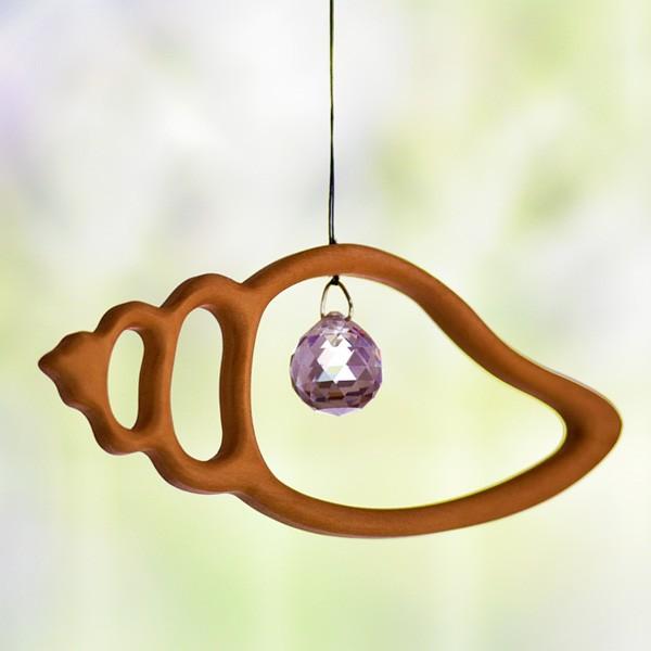 夏に似合うモビールをセレクトしました。夏は、キラキラとしたクリスタルがいっそう映える季節。ゆらゆら揺れて夏の涼を呼び込みます。ドイツのシュテルネンガッセ　社は「木］本来の個性を保つことに焦点を当てながら、木製品を開発、製造いています。木は、...