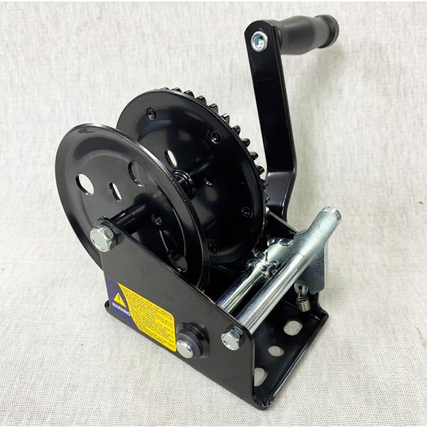 ハンドウインチ　ブラック　※ベルトなしベルト付きは別ページ●寸法：縦8.7cm　横9.4cm●ハンドル長さ：18.5cm●1200 LB●海外製品のため使用に影響のない部分で細かい仕様が変わる場合がございます。