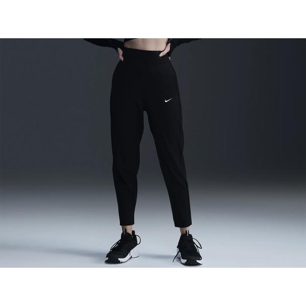 新品未使用✨️Nike スタンダードフィット ブラックパンツ mario_h11nahj3765010