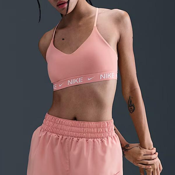 ナイキ NIKE インディ ライトサポート パッディド アジャスタブル スポーツブラ レディース オールシーズン ピンク 桃色 インナー ブラトップ FD1063-685