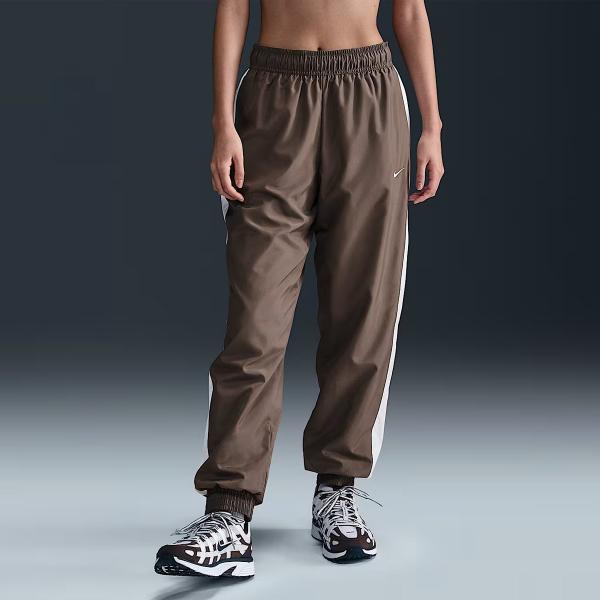 NIKE（ナイキ） スポーツウェア クラシック ウーブン UV ミッドライズ