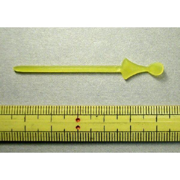 人形用の簪です。プラスチック製。サイズ：6cm＊写真の品を3本セットで販売いたします。