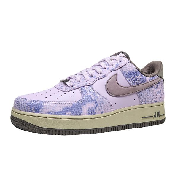 NIKE（ナイキ） NIKE AIR FORCE 1 '07 LV8 エア フォース1 パープル