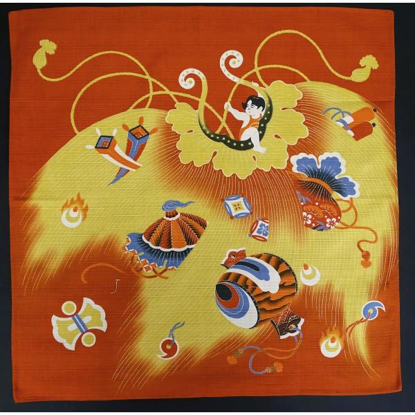 家運隆盛の小風呂敷です。隠れみの宝づくし。隠しても隠しきず溢れる財宝が描かれています。お弁当包みやランチナフキン、海外へのお土産、タペストリー、プチギフトとしてもお薦めです。タペストリーとしても飾って頂けると、一枚で部屋の雰囲気が変わります...