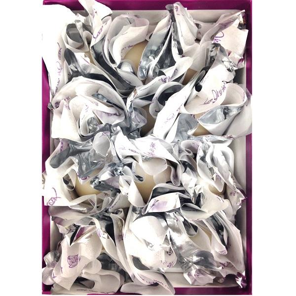 ■説明大正元年に誕生した菓匠花見は、埼玉県の自然や伝承・文化と触れあいながら育ってきた、埼玉生粋の和菓子の老舗です。■商品詳細内 容 量：白鷺宝×１２個特定アレルギー原材料：卵・乳賞味期限：製造日より7日。商品到着時4日前後。温 度 帯：常...