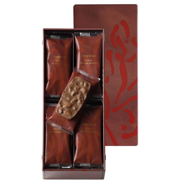 ヨックモック（YOKU MOKU） ギフト 贈り物 バトー ドゥマカダミア 16枚