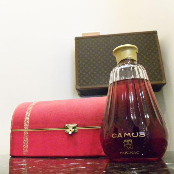 新品未開栓 カミュ CAMUS カラフェ バカラボトル コニャック ブランデー 未開栓】CAMUS カミュ カラフェ バカラ ボトル ブランデー