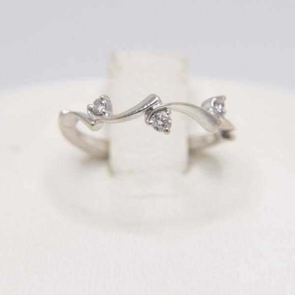 TRECENTI トレセンテ K18WG ダイヤモンド リング ダイヤ0.05ct 約1.5g