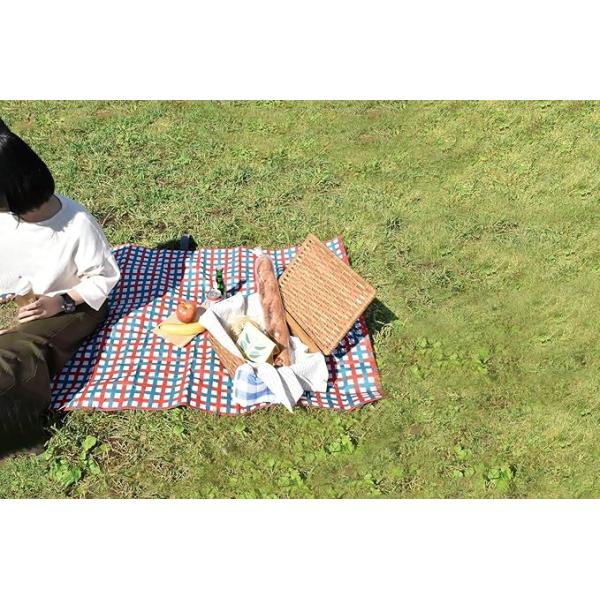 軽くてコンパクトなのでバッグに入れてもかさばらず、いつでも気軽にピクニックが楽しめるレジャーシート。水や汚れに強いから、汚れたらさっと拭き取れます。◆サイズ：1500×900/畳んだ時：W120×D35×H1180◆素材：ポリプロピレン