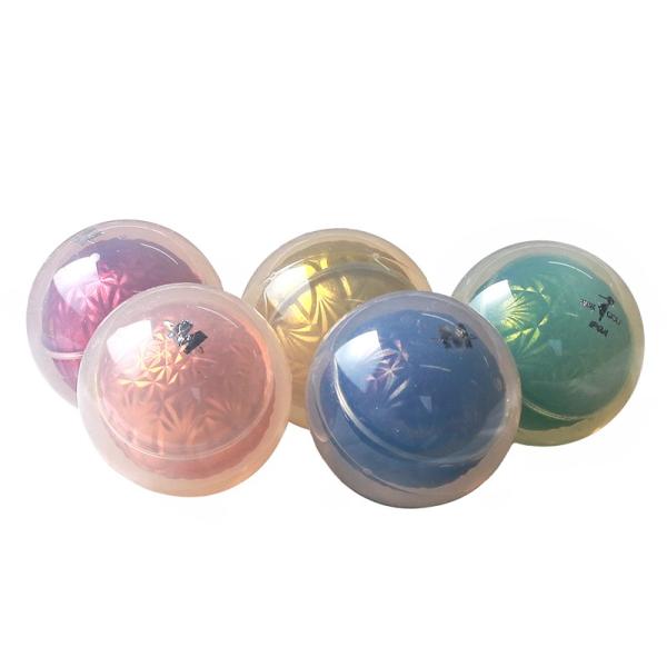 2024年新登場軽量90ｇのパークゴルフ用ボールです■パークゴルフ協会公認ボール■重さ：約９０ｇ■ダイヤモンドカット構造■中空2ピース※光の加減によって画像よりも見え方（明るさ）が変わる場合がありますのでご了承下さい